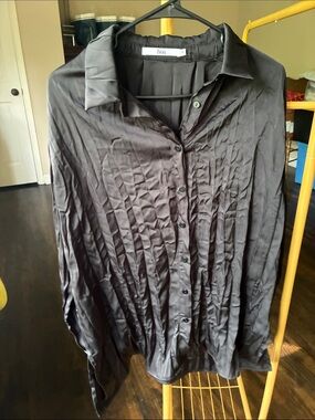boa Black Satin Button-Front Blouse